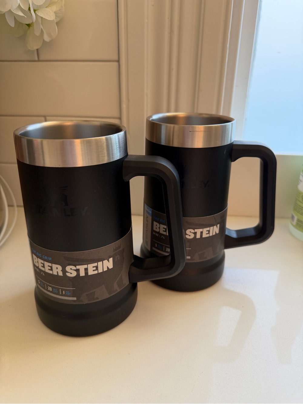NEVER USED Stanley Black Insulated Beer Stein Set